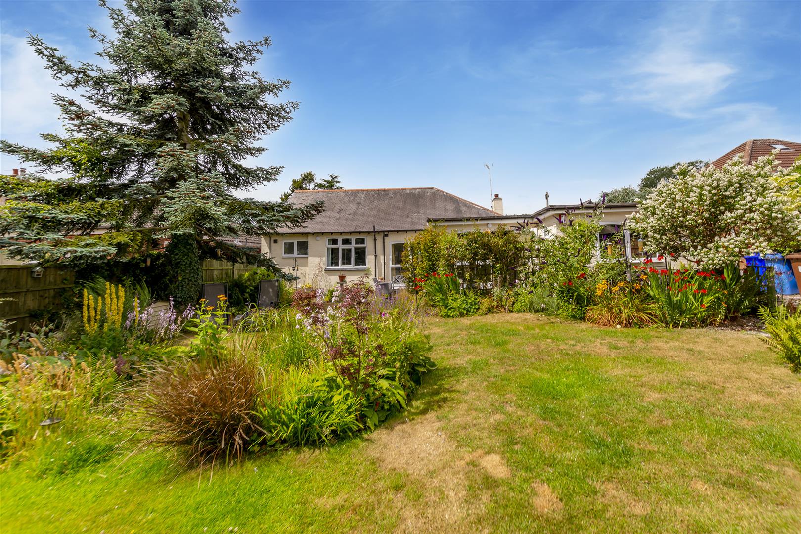 Elm Avenue, Sandiacre, Nottingham Robert Ellis Estate Agents